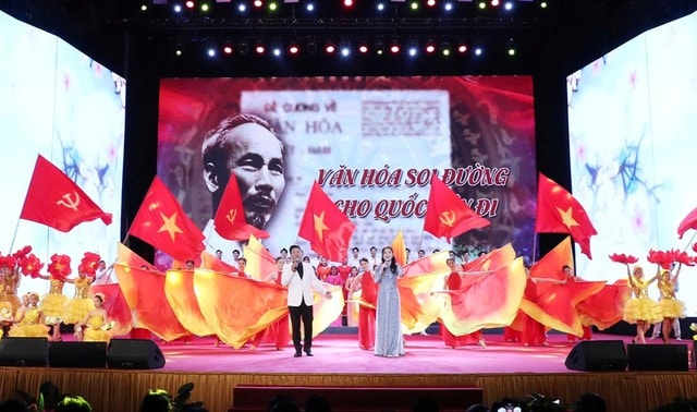 Toàn văn Nghị quyết của Bộ Chính trị về phát triển văn hóa Việt Nam- Ảnh 1.