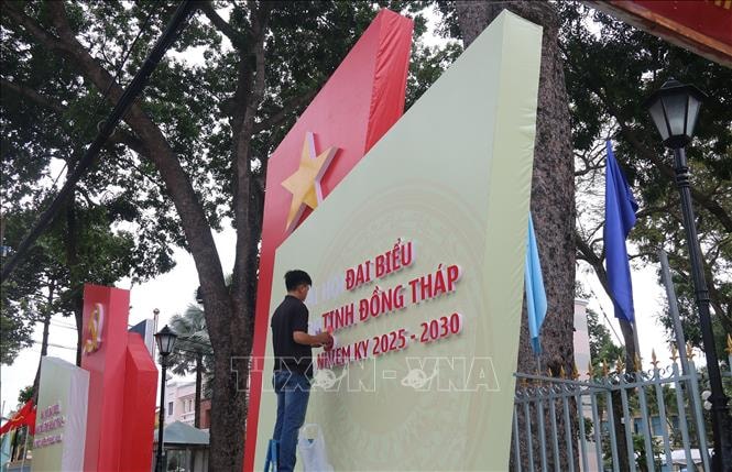 Tiến tới Đại hội XIV của Đảng: Kỳ vọng vào các định hướng chiến lược và những quyết sách lớn- Ảnh 2.