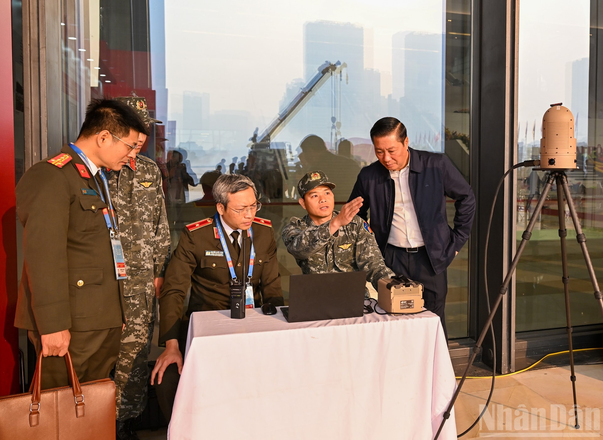 Hoàn thiện các khâu cuối cùng, sẵn sàng cho công tác tổ chức phục vụ Đại hội XIV của Đảng- Ảnh 1.