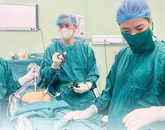 Phẫu thuật nội soi cứu ca chửa trong sừng tử cung phụ hiếm gặp tại Nghệ An- Ảnh 1.