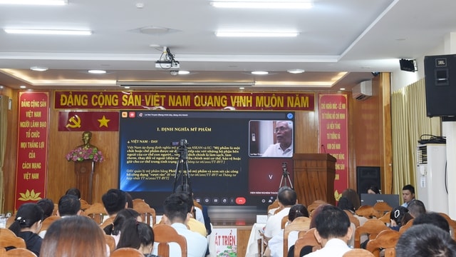 Quản lý mỹ phẩm ở Việt Nam: Cần xác lập ranh giới rõ ràng giữa mỹ phẩm và thuốc- Ảnh 1.