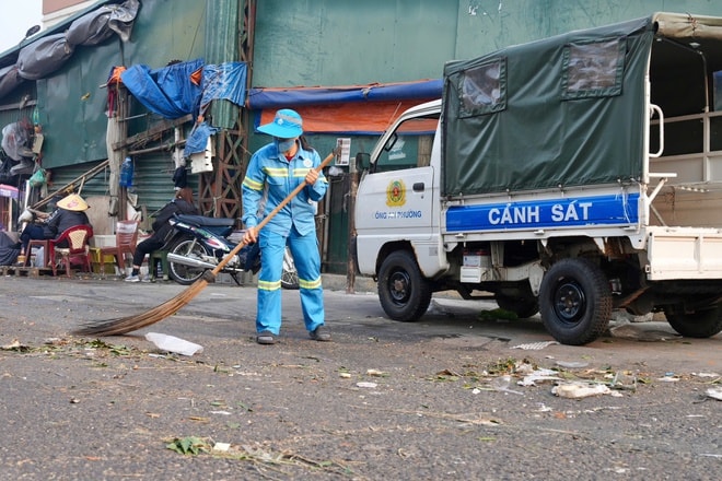 Hà Nội xóa bỏ chợ tạm, chợ cóc quanh chợ Long Biên- Ảnh 7.