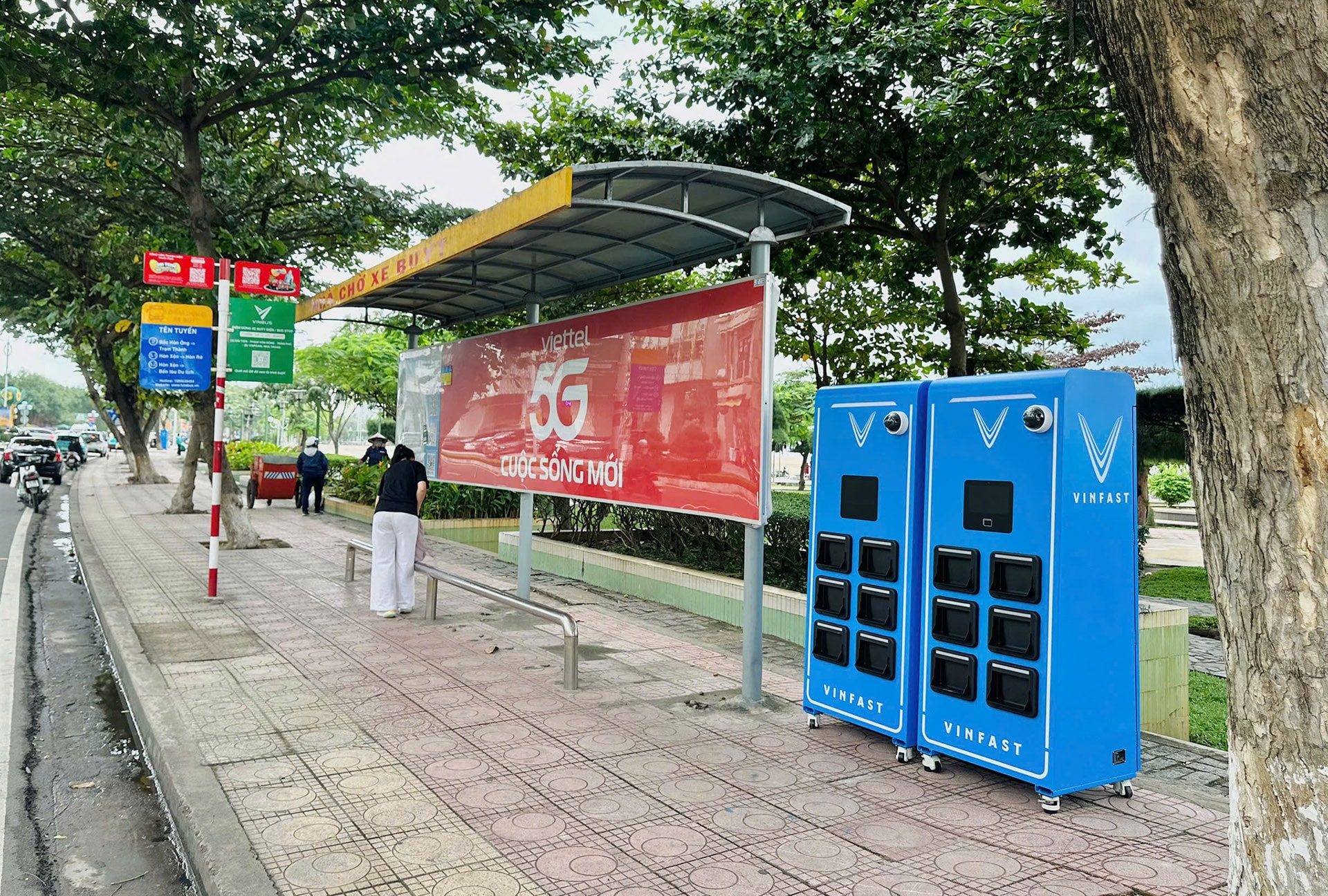 V-Green đã hoàn tất lắp đặt 4.500 trạm đổi pin đầu tiên và dự kiến sẽ đạt 45.000 tủ trên toàn quốc ngay trong Quý I/2026.