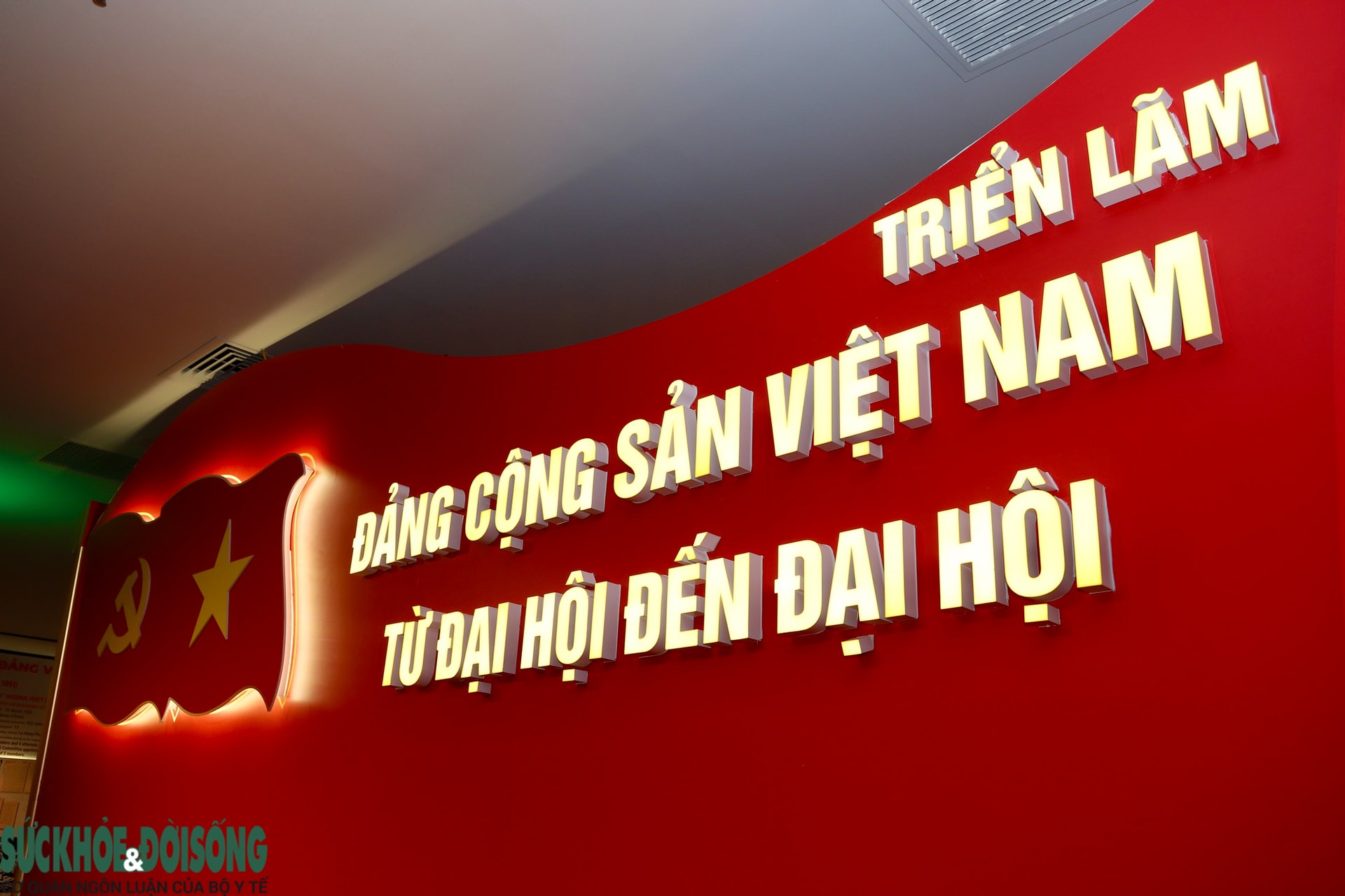 Triển lãm 'Từ Đại hội đến Đại hội' góp phần tái hiện chặng đường phát triển vẻ vang của Đảng- Ảnh 3.