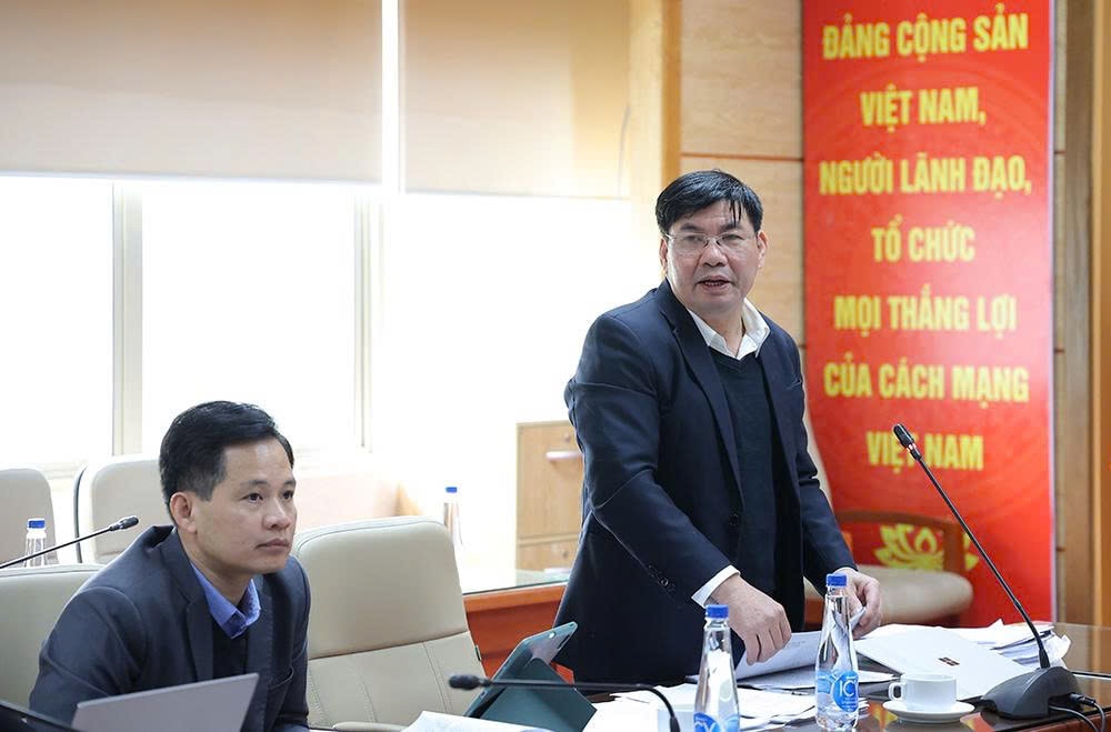 Bộ Y tế đề xuất tăng mức phụ cấp cho nhân viên y tế thôn, tổ dân phố và cô đỡ thôn, bản- Ảnh 3.