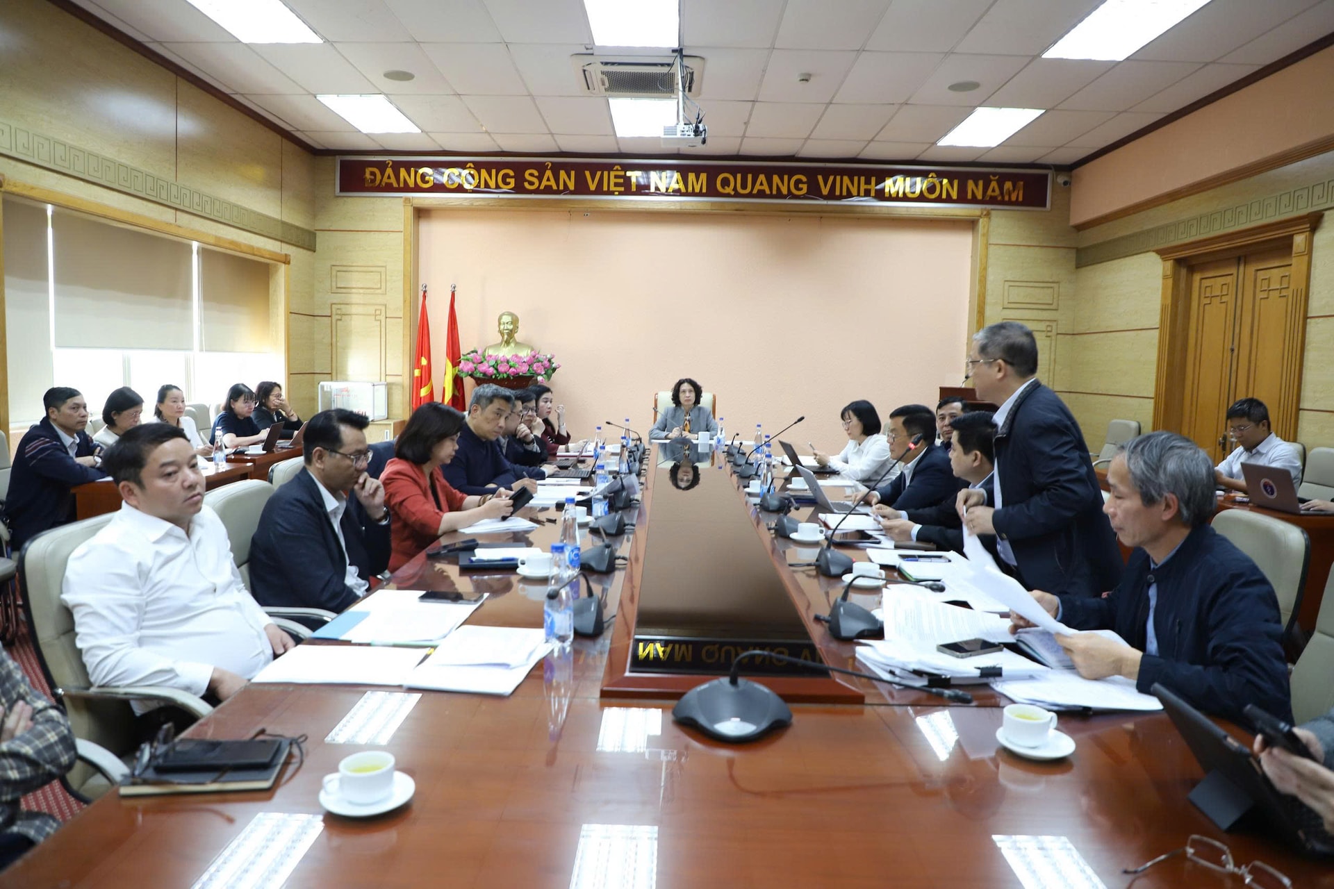 Đẩy nhanh tiến độ đưa chương trình Mục tiêu quốc gia đến với tuyến y tế cơ sở- Ảnh 2.