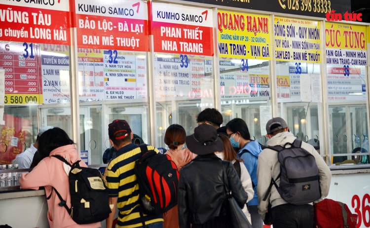 TP Hồ Chí Minh: Siết quản lý giá vé xe khách dịp Tết Bính Ngọ 2026- Ảnh 1.