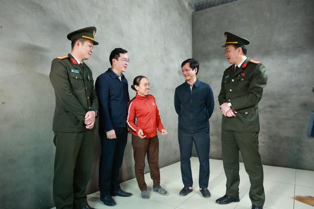 Trao mái ấm, đón xuân sớm ở vùng quê Hà Tĩnh- Ảnh 4.