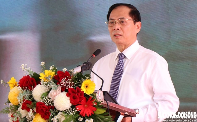 Phó Thủ tướng Chính phủ Bùi Thanh Sơn phát biểu tại lễ khỏi động dự án thành phần 1. Ảnh: Duy Ngọc