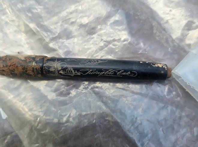 Phát hiện hài cốt liệt sĩ trong rừng tràm cùng di vật khắc tên- Ảnh 2.