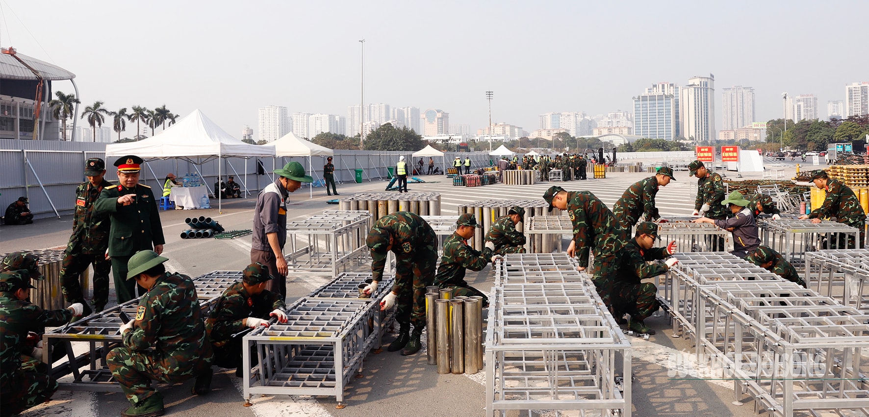 Mỹ Đình trước giờ 