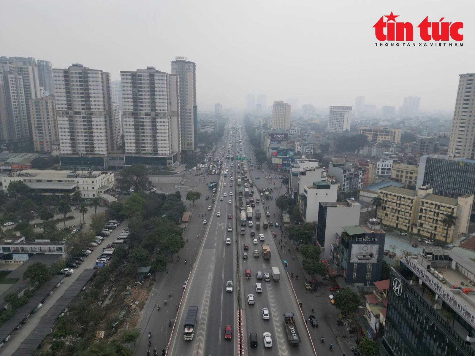 Đường phố Hà Nội thông thoáng như ngày Tết khi cấm xe tải vào nội đô- Ảnh 10.