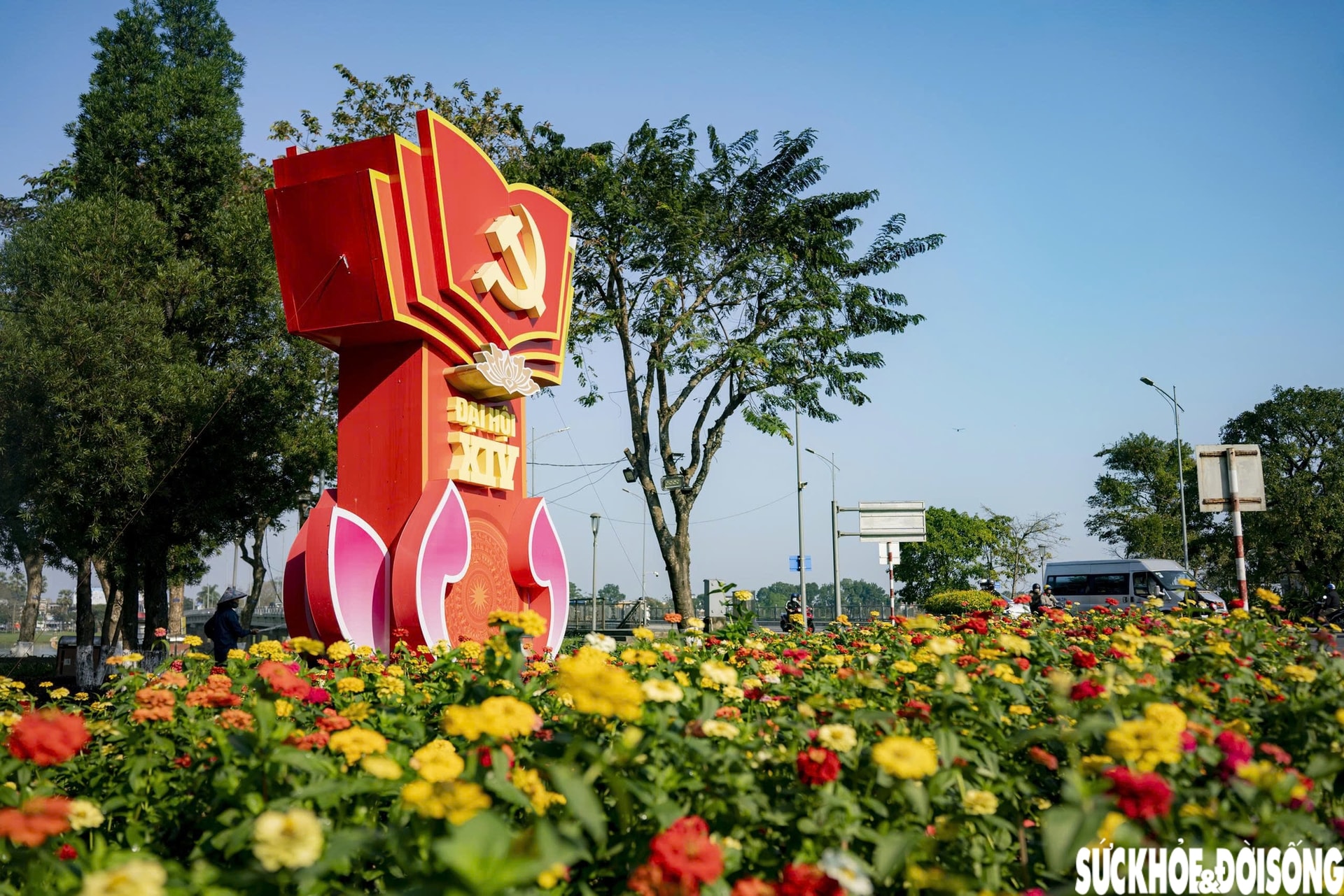 TP Huế rực rỡ cờ hoa hướng về Đại hội XIV của Đảng- Ảnh 5.