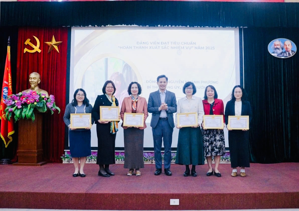 Tiếp tục khẳng định vai trò cơ quan tư vấn chiến lược tin cậy của ngành Y tế- Ảnh 4.