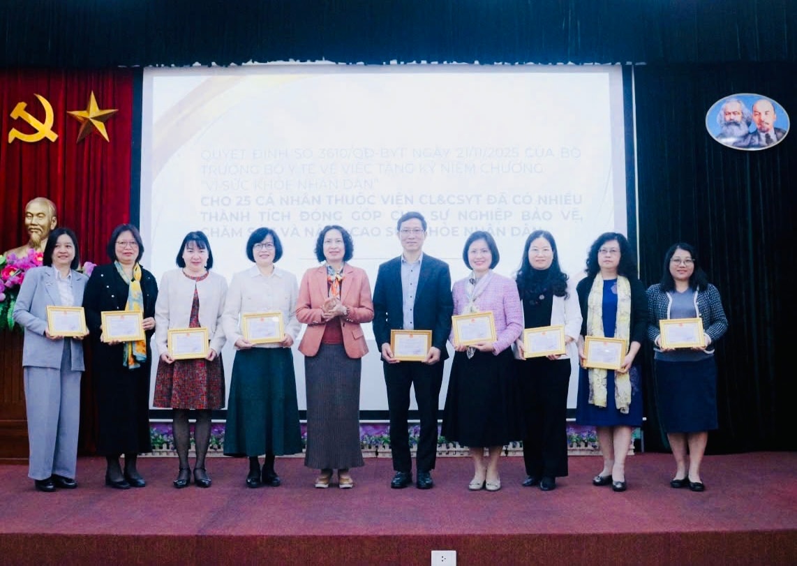 Tiếp tục khẳng định vai trò cơ quan tư vấn chiến lược tin cậy của ngành Y tế- Ảnh 5.