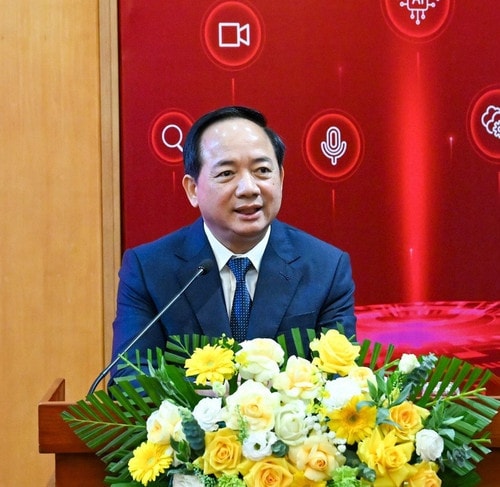 Khơi dậy tinh thần yêu nước, ý chí quyết tâm thực hiện thắng lợi mục tiêu chiến lược trong kỷ nguyên mới- Ảnh 1.