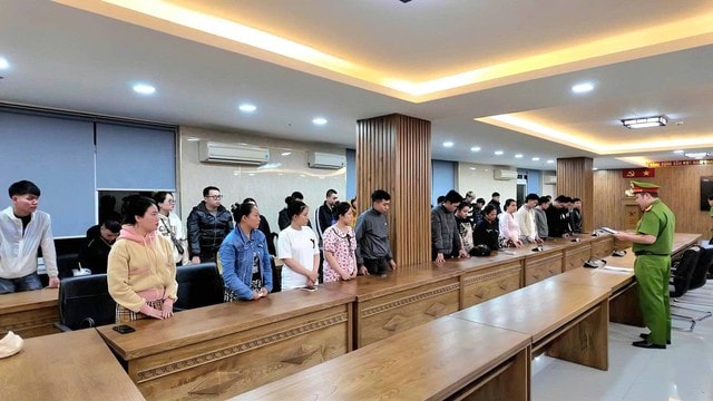 Phá đường dây tài khoản 'ảo' tiếp tay lừa đảo tại Campuchia, giao dịch nghìn tỷ đồng- Ảnh 1. Phá đường dây tài khoản 'ảo' tiếp tay lừa đảo tại Campuchia, giao dịch nghìn tỷ đồng- Ảnh 1.