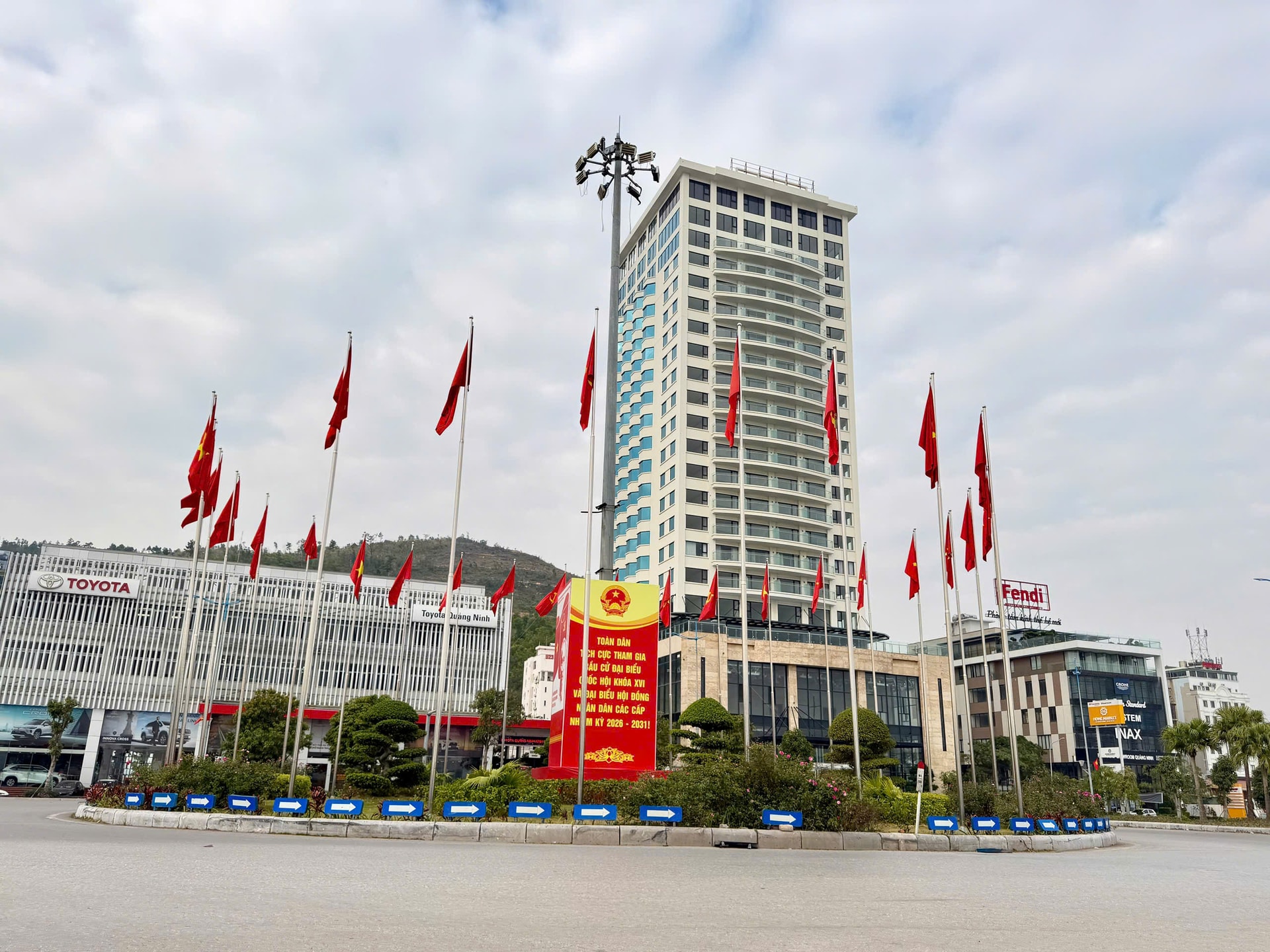 Hải Phòng, Quảng Ninh rực sắc đỏ chào mừng Đại hội lần thứ XIV của Đảng- Ảnh 15. Hải Phòng, Quảng Ninh rực sắc đỏ chào mừng Đại hội lần thứ XIV của Đảng- Ảnh 15.