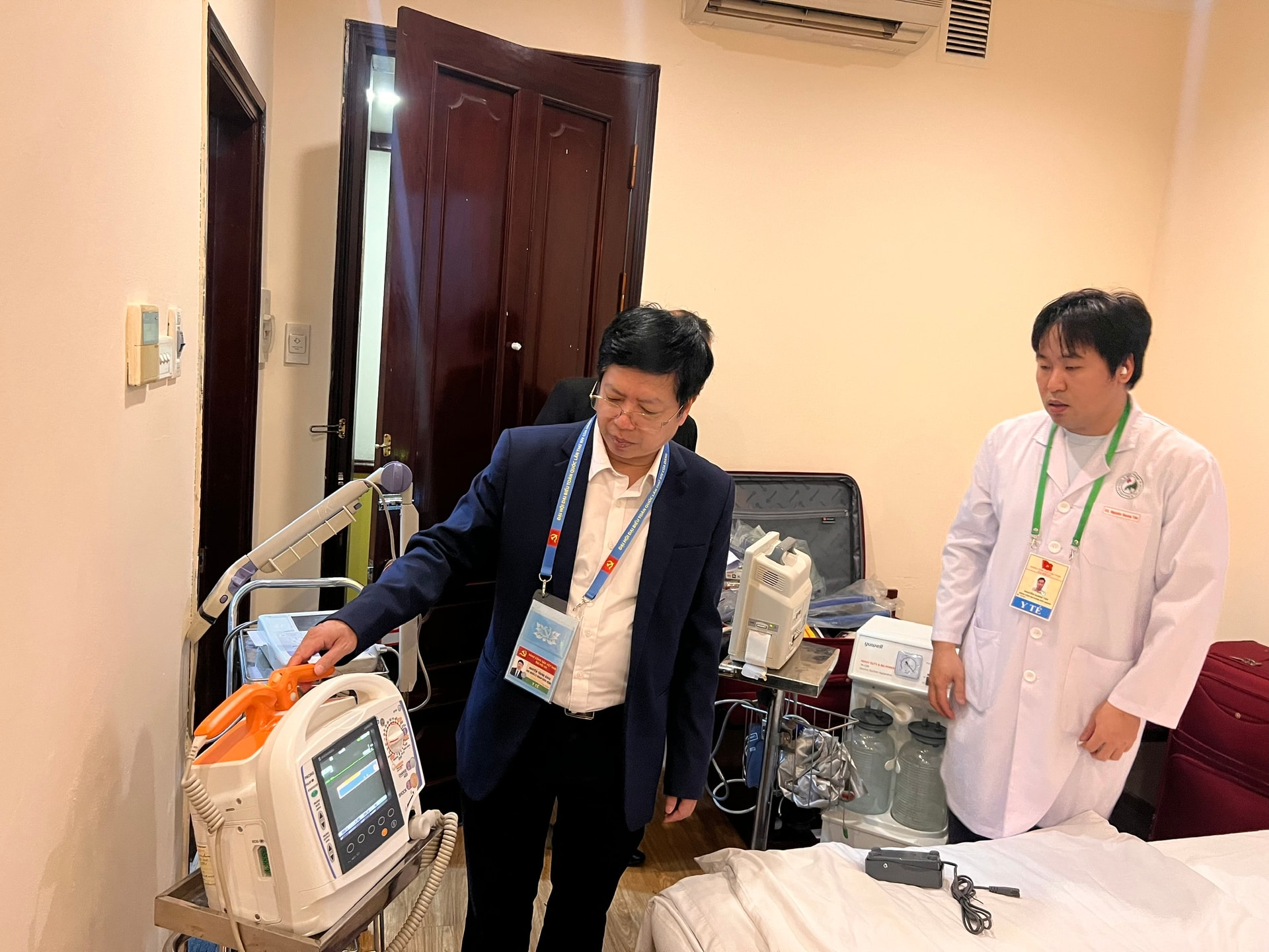 Bộ Y tế kiểm tra, giám sát việc trực cấp cứu, khám chữa bệnh phục vụ Đại hội XIV của Đảng- Ảnh 2.