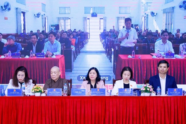 Phát huy quyền làm chủ của nhân dân trong hoàn thiện thể chế, tăng cường khối đại đoàn kết dân tộc- Ảnh 3.