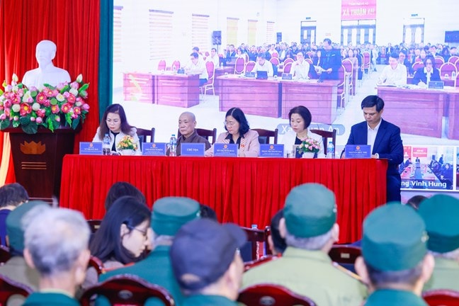 Phát huy quyền làm chủ của nhân dân trong hoàn thiện thể chế, tăng cường khối đại đoàn kết dân tộc- Ảnh 2.