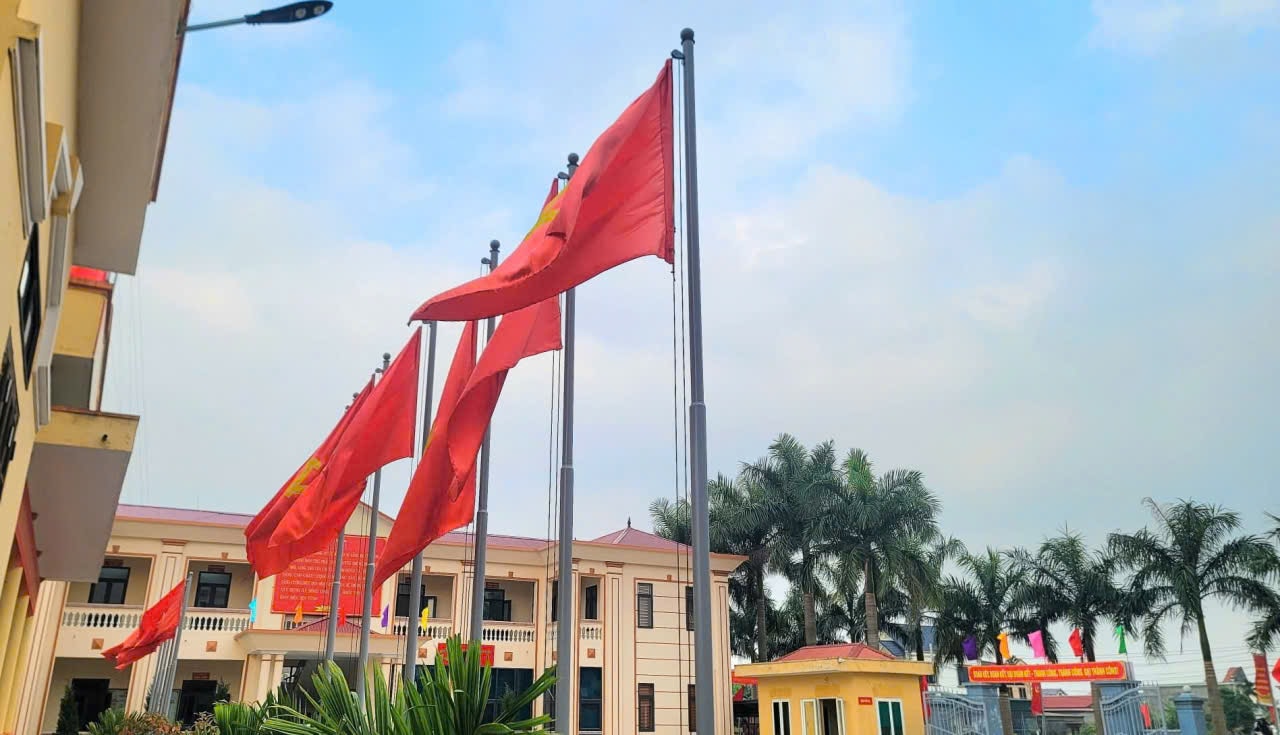 Nhân dân Hải Phòng tin tưởng, kỳ vọng trước thềm Đại hội Đảng toàn quốc lần thứ XIV- Ảnh 2.