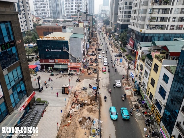 Nhà siêu mỏng xuất hiện sau khi mở rộng đường Nguyễn Tuân- Ảnh 2.