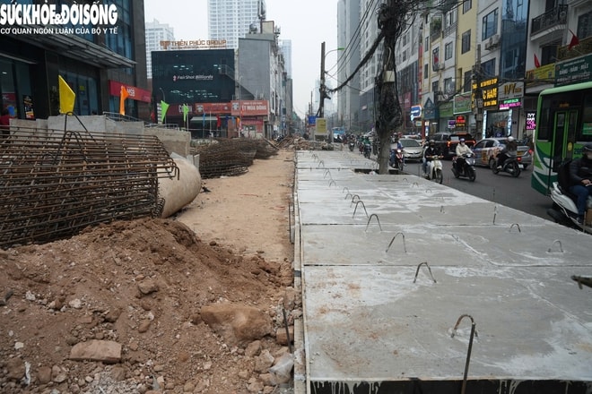 Nhà siêu mỏng xuất hiện sau khi mở rộng đường Nguyễn Tuân- Ảnh 8.