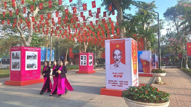 Thanh Hóa - Nghệ An rực đỏ cờ hoa hướng về Đại hội XIV của Đảng- Ảnh 9. Thanh Hóa - Nghệ An rực đỏ cờ hoa hướng về Đại hội XIV của Đảng- Ảnh 9.