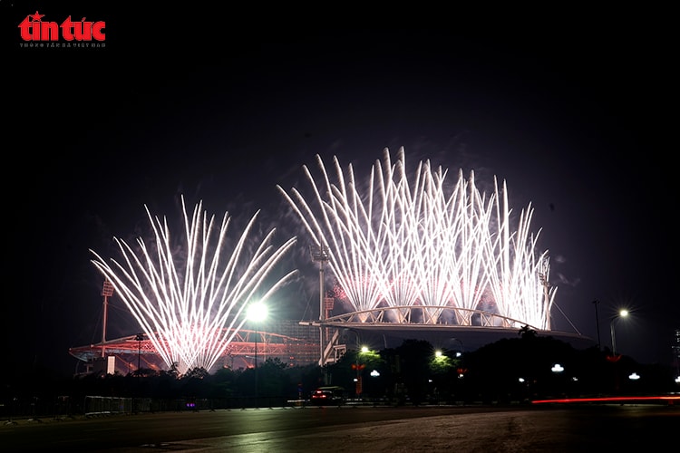 Sơ duyệt màn pháo hoa nghệ thuật quy mô lớn tại Mỹ Đình- Ảnh 4.