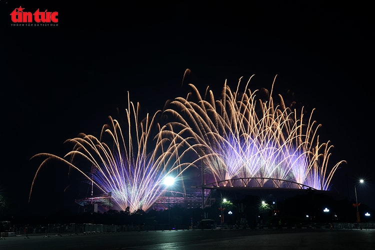 Sơ duyệt màn pháo hoa nghệ thuật quy mô lớn tại Mỹ Đình- Ảnh 5.