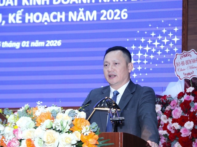 Vững dòng điện – sáng niềm tin: Công ty Điện lực Thanh Hóa vượt khó năm 2025, sẵn sàng bứt phá trong giai đoạn mới- Ảnh 2. Vững dòng điện – sáng niềm tin: Công ty Điện lực Thanh Hóa vượt khó năm 2025, sẵn sàng bứt phá trong giai đoạn mới- Ảnh 2.