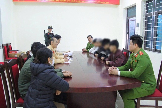 Bị phạt 13,5 triệu đồng vì giao xe cho người không đủ điều kiện- Ảnh 1. Bị phạt 13,5 triệu đồng vì giao xe cho người không đủ điều kiện- Ảnh 1.