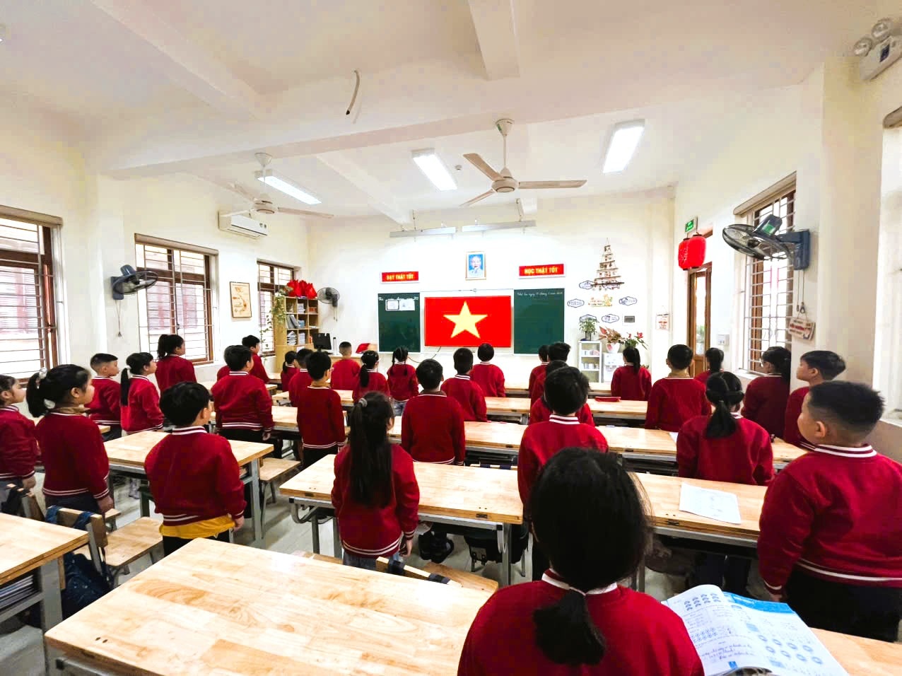 Hải Phòng, Quảng Ninh: Trọn niềm tin hướng về Đại hội XIV của Đảng- Ảnh 3. Hải Phòng, Quảng Ninh: Trọn niềm tin hướng về Đại hội XIV của Đảng- Ảnh 3.