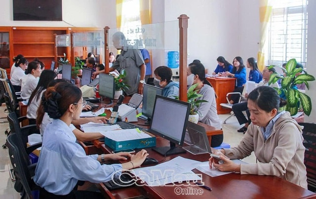 Huy động hiệu quả nguồn lực, phát huy tiềm năng, lợi thế - Động lực đưa Cà Mau phát triển nhanh và bền vững trong kỷ nguyên mới- Ảnh 2.