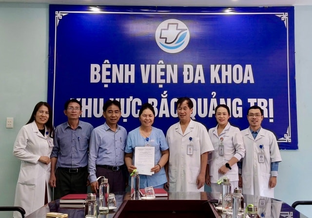Khen thưởng cán bộ y tế trả 440 triệu chuyển khoản nhầm và câu chuyện bất ngờ phía sau- Ảnh 1. Khen thưởng cán bộ y tế trả 440 triệu chuyển khoản nhầm và câu chuyện bất ngờ phía sau- Ảnh 1.