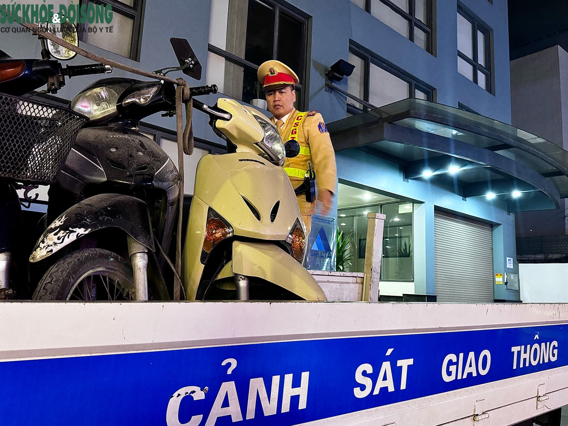 Tăng cường kiểm tra nồng độ cồn phòng ngừa hành vi gây mất an ninh, trật tự trong thời gian diễn ra Đại hội Đảng- Ảnh 4. Tăng cường kiểm tra nồng độ cồn phòng ngừa hành vi gây mất an ninh, trật tự trong thời gian diễn ra Đại hội Đảng- Ảnh 4.