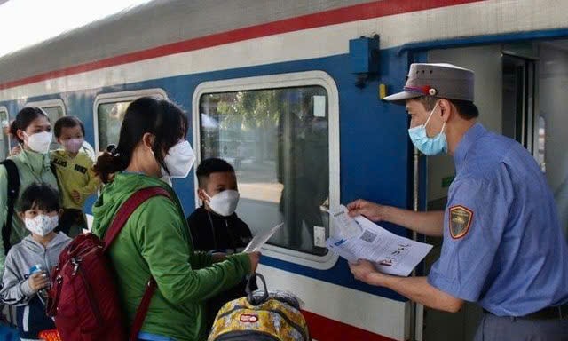 Những ai được giảm giá vé tàu theo chính sách mới?- Ảnh 1. Những ai được giảm giá vé tàu theo chính sách mới?- Ảnh 1.