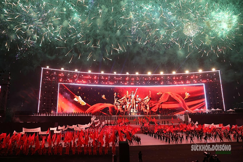 Sẵn sàng cho đêm nghệ thuật ‘Dưới lá cờ vẻ vang của Đảng’- Ảnh 3.