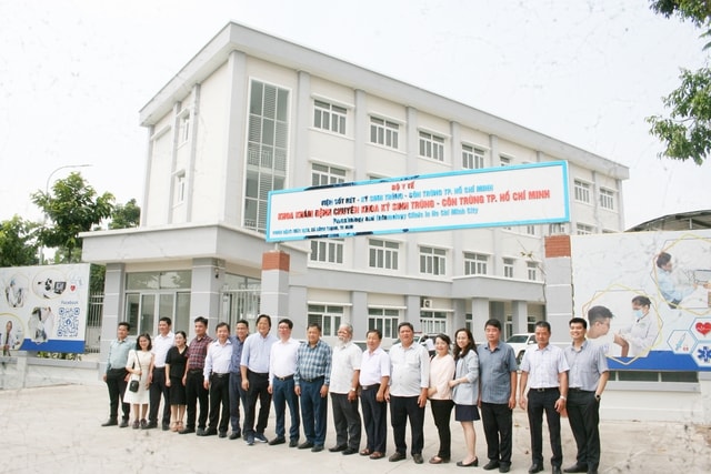 TPHCM có Bệnh viện Ký sinh trùng - Côn trùng đầu tiên ở phía Nam- Ảnh 1.