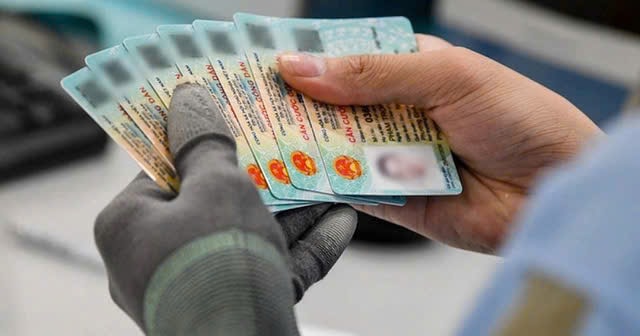 Đổi căn cước công dân nhưng không nộp lại thẻ cũ có bị phạt tiền?- Ảnh 2. Đổi căn cước công dân nhưng không nộp lại thẻ cũ có bị phạt tiền?- Ảnh 2.