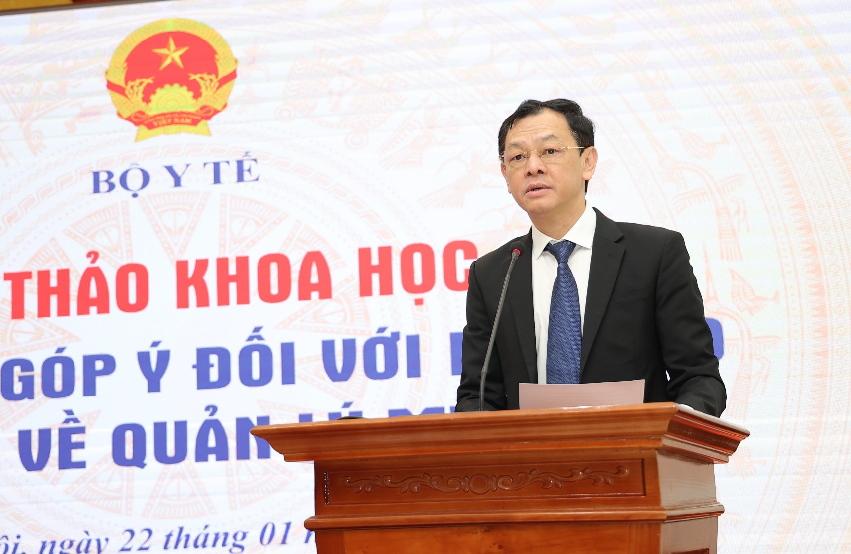 Thể chế, quy định của pháp luật liên quan đến y tế đều lấy bảo vệ sức khỏe của nhân dân làm trọng yếu- Ảnh 1.