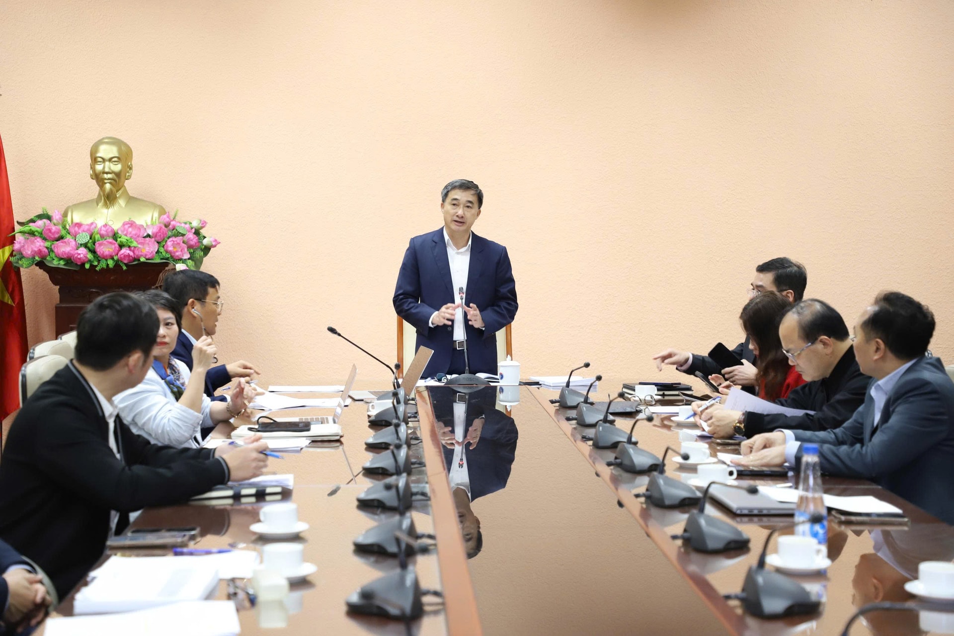 Phát huy trách nhiệm, đẩy nhanh xây dựng định mức kinh tế - kỹ thuật dịch vụ khám, chữa bệnh- Ảnh 6.