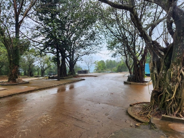 Diện mạo mới tại ‘huyệt đạo thiêng’ trên đỉnh Ngàn Nưa- Ảnh 2.