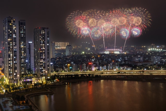 Đại nhạc hội kết hợp pháo hoa hoành tráng chưa từng có mừng thành công Đại hội Đảng lần thứ XIV- Ảnh 4.