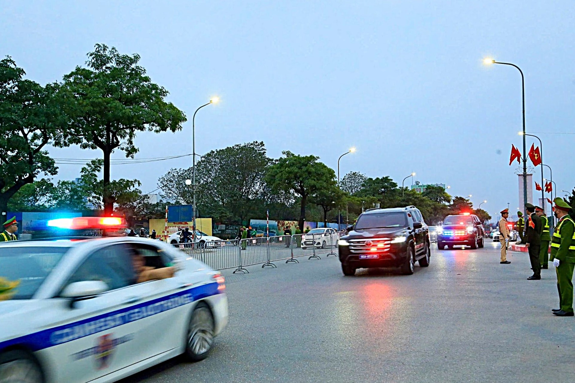 Hà Nội bảo đảm an ninh, an toàn chương trình nghệ thuật chào mừng Đại hội XIV- Ảnh 3.