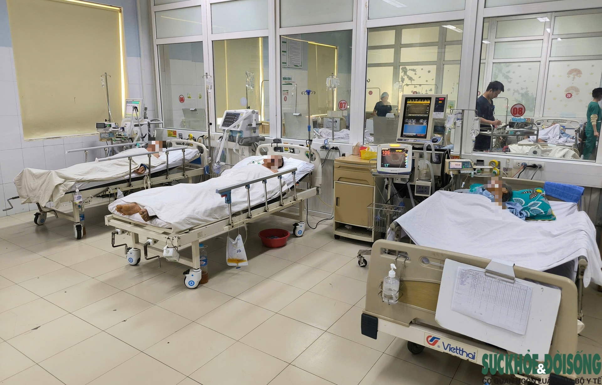 Tai biến khó lường từ thói quen 'cứ mệt là truyền dịch'- Ảnh 1.