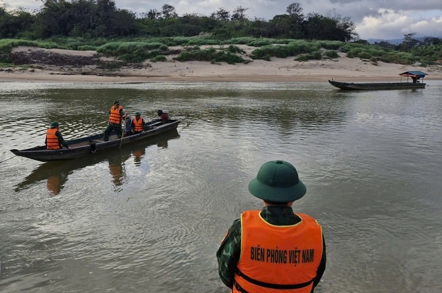 Một học sinh mất tích khi cùng bạn chơi ở sông Sê Pôn- Ảnh 1.