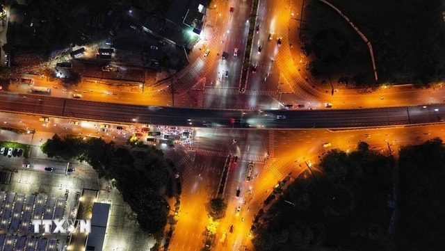 Hà Nội thí điểm điều chỉnh giao thông nút giao Cổ Linh-Đàm Quang Trung từ 25/1- Ảnh 1.