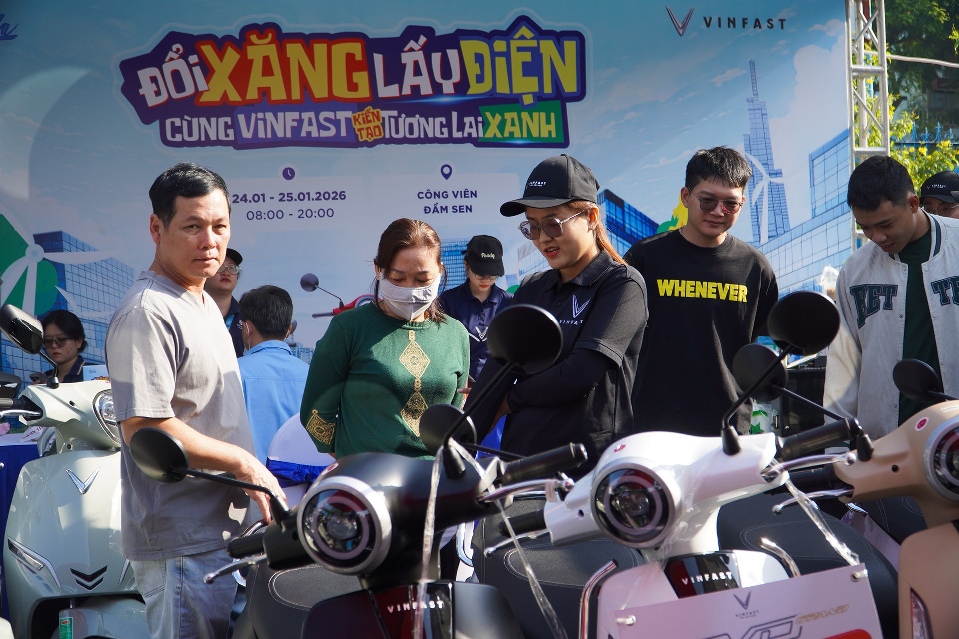 Sự kiện diễn ra tại Công viên Đầm Sen đã thu hút đông đảo khách hàng tới trải nghiệm